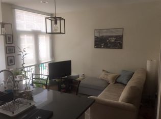1502 Green St #2F, Philadelphia, PA 19130
