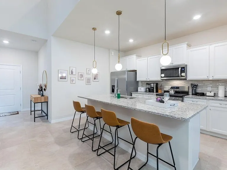 7215 Oakmoss Loop — Photo 77