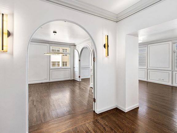 2nd image of 1360 Jones St APT 202