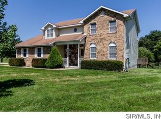 5223 Fawn Dr, Columbia, IL 62236