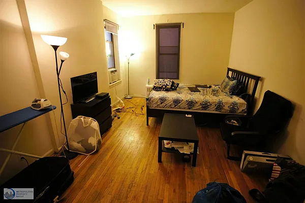 Rented by Metropolitan Property Group | media 9
