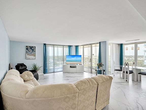 5th image of 1010 S Ocean Boulevard #2009
