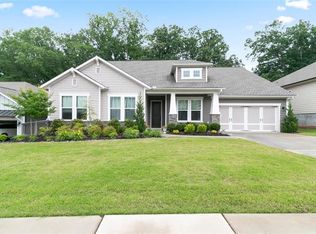 719 Elizabeth Trl, Woodstock, GA 30189