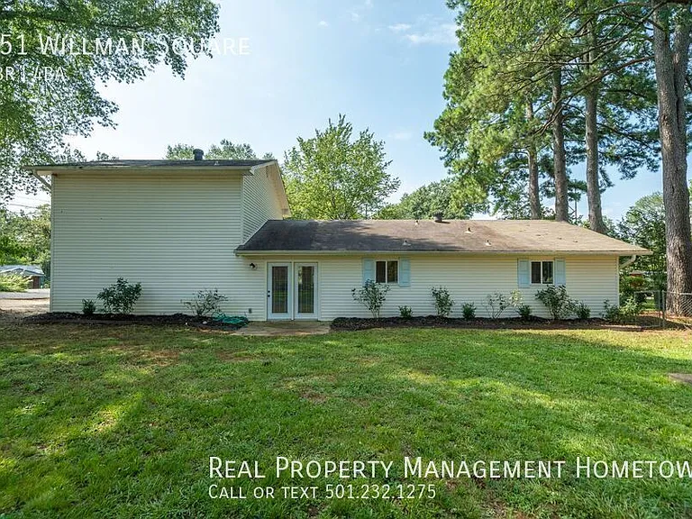 251 Willman Sq — Photo 8