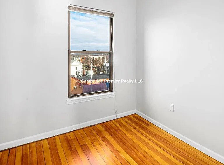 790 Main St #10 — Photo 24