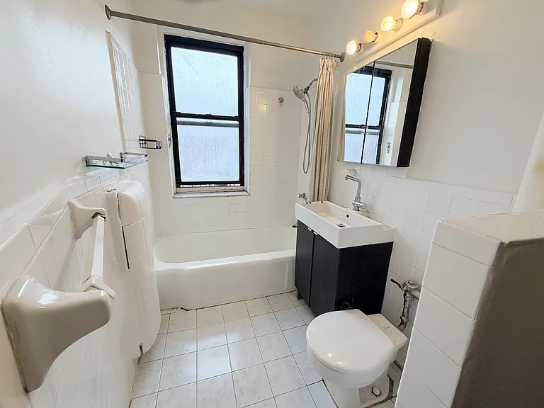 69-40 Yellowstone Blvd #520 — Photo 8