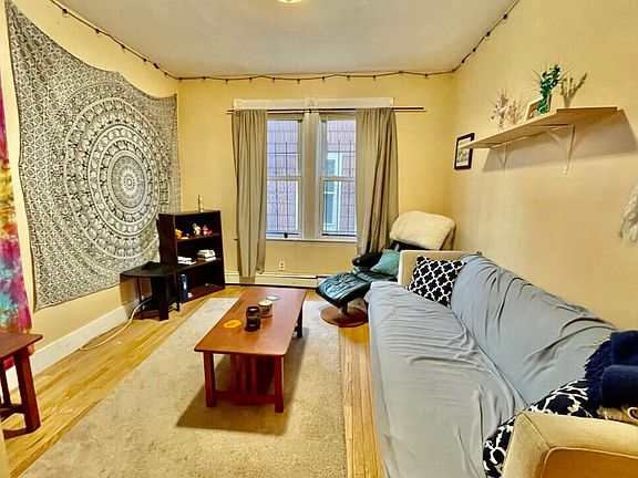 4th image of 18 Eldora St #2
