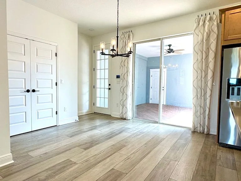 1825 Coastal Ct — Photo 12