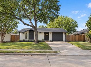 6220 Magnolia Ln, Rowlett, TX 75089