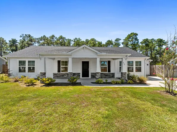 930 Golf View Rd, Southport, NC 28461