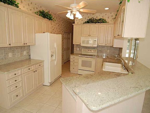 4th image of 1264 Green Oak Trl