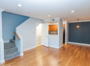 355 N Maple St APT 248, Burbank, CA