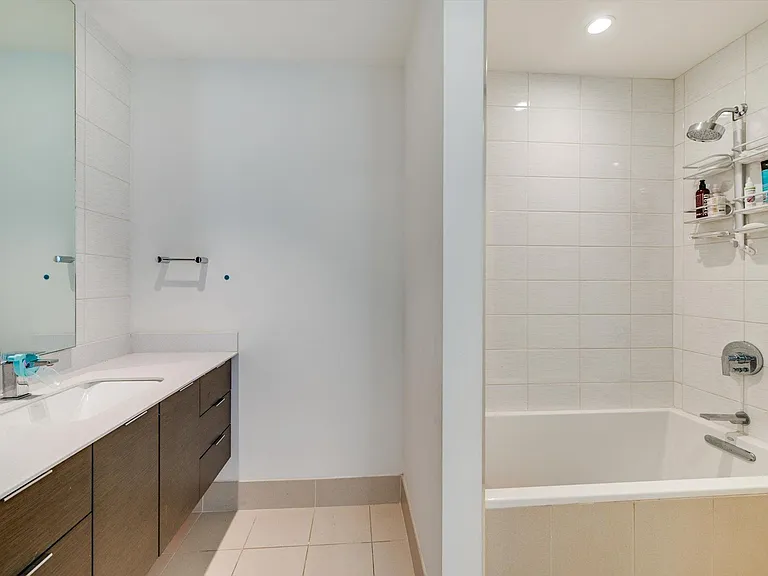 301 West Ave #4002 — Photo 10