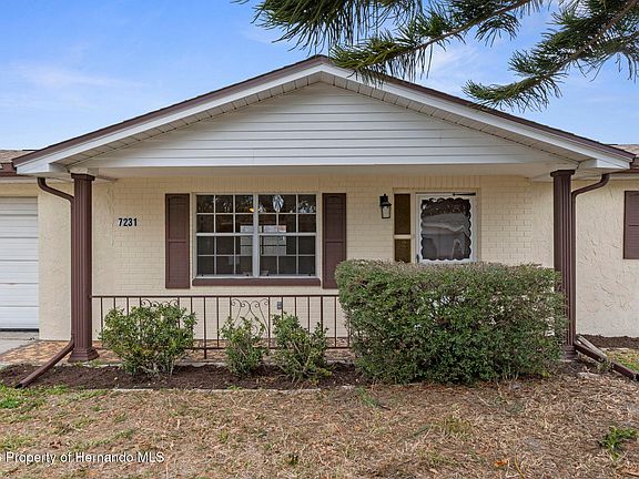 5th image of 7231 Oak Crest Dr