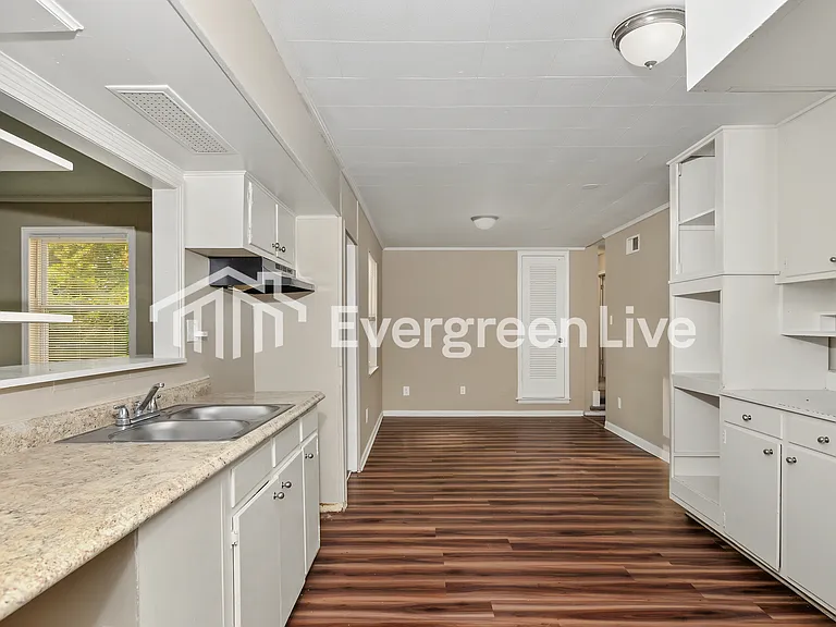 3045 Brookdale St — Photo 6