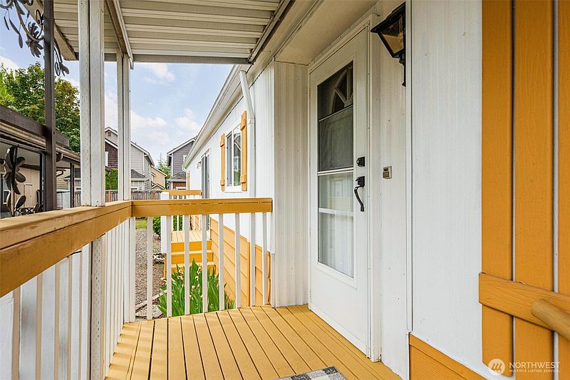5th image of 11622 Silver Lake Road #80