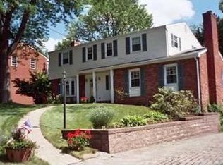 9449 Doral Dr, Pittsburgh, PA