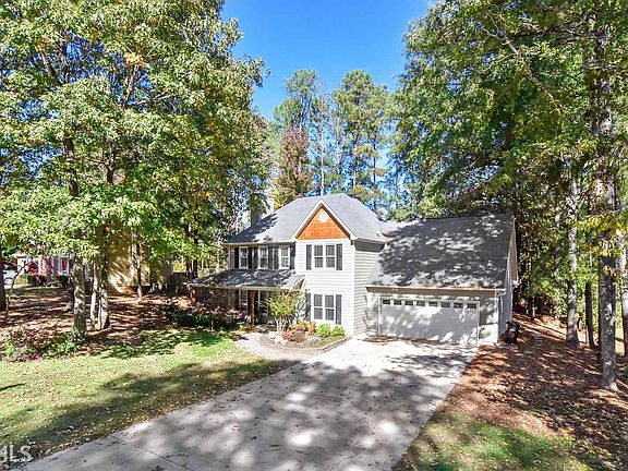 2nd image of 215 Copperplate Ln