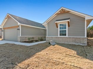 4632 Lincoln Lndg, Harrah, OK 73045