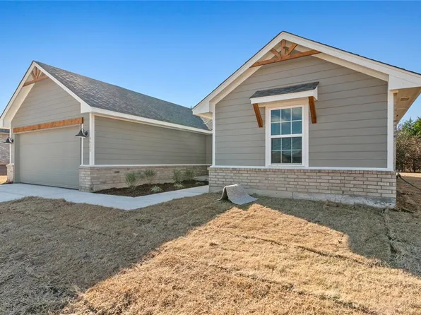 4632 Lincoln Lndg, Harrah, OK 73045