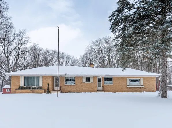 2511 38th St SW, Wyoming, MI 49519