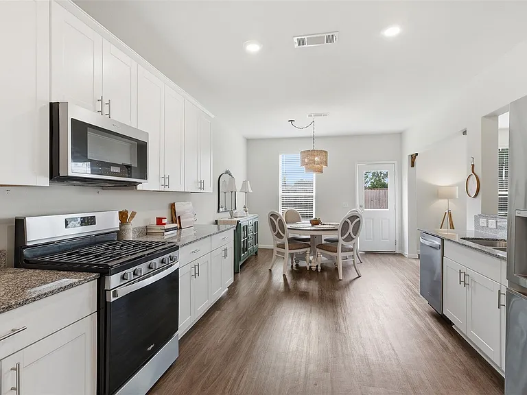 11739 Armadale Dr — Photo 11