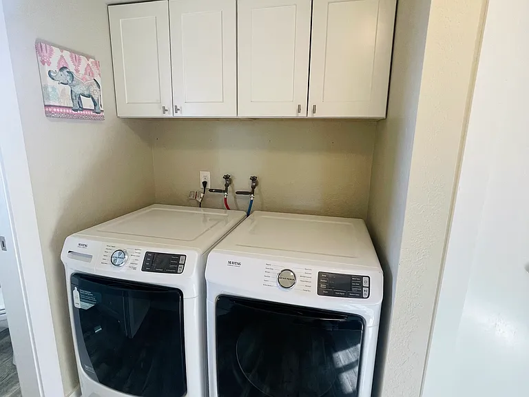 1020 S Van Sickle Ave — Photo 18