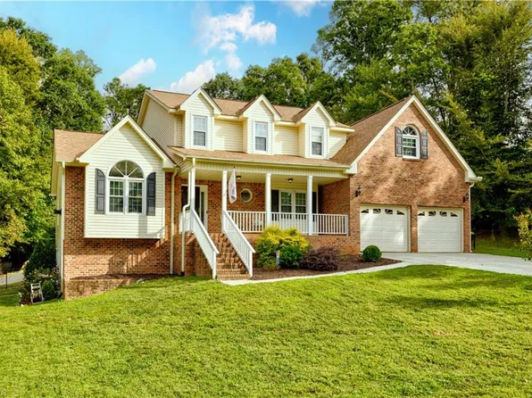 5980 Mullican Ridge Ln, Clemmons, NC 27012