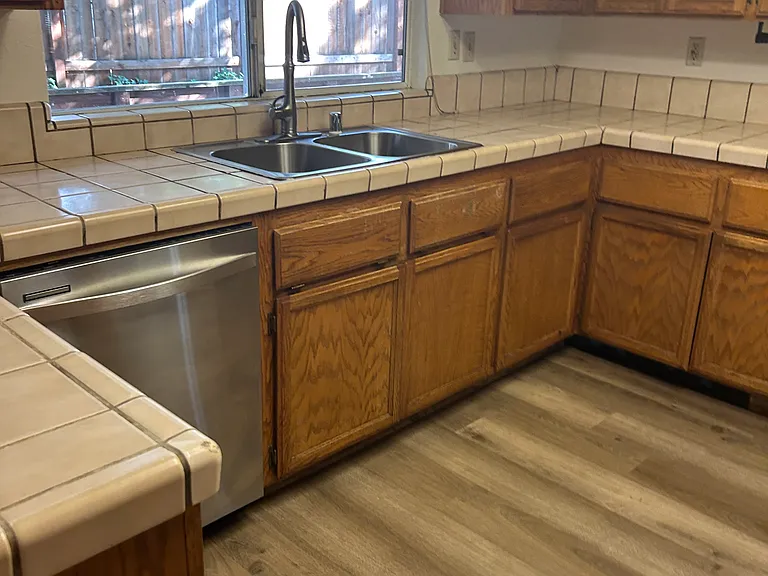 5560 Riverwood Ct — Photo 6