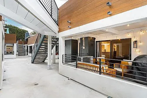 Cozy Costa Mesa Retreat: Modern 1BR Condo with In-Unit Laundry & Pet Friendly! — Photo 3