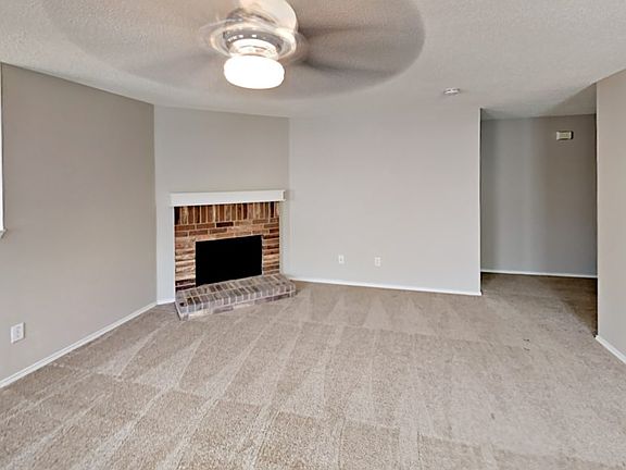 3rd image of 14826 Bridle Bend Dr