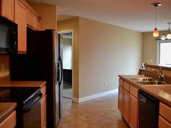 2nd image of 5404 Murfreesboro Dr