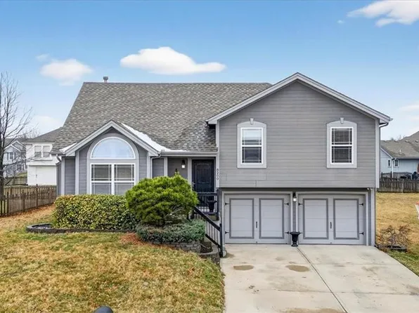8200 NE 105th St, Kansas City, MO 64157