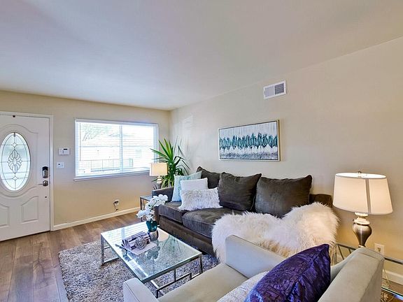 5th image of 770 Warring Dr APT 4