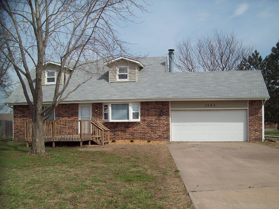 1st image of 1402 N Meeker Ct