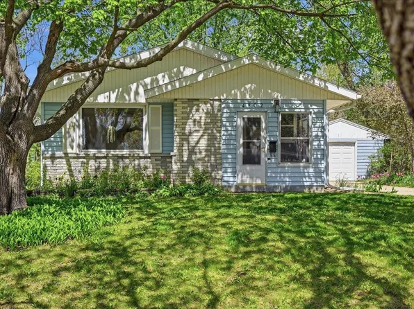 4802 Steinhauer Trail, Madison, WI 53716