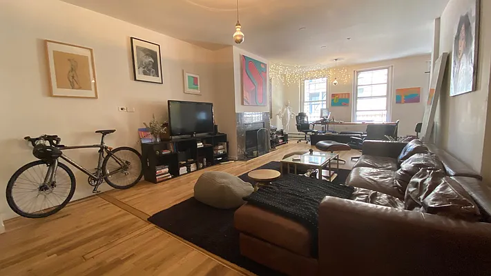 Rented by Compass | media 17