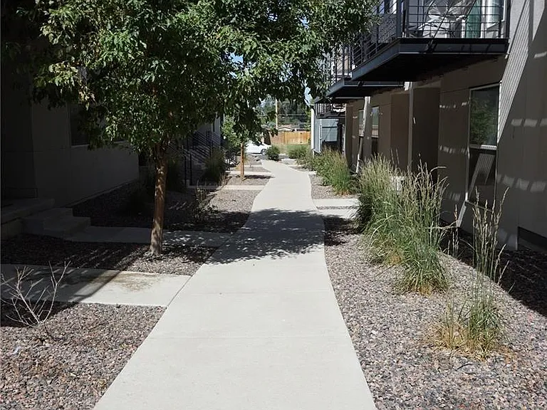3090 N Wilson Ct #4 — Photo 3