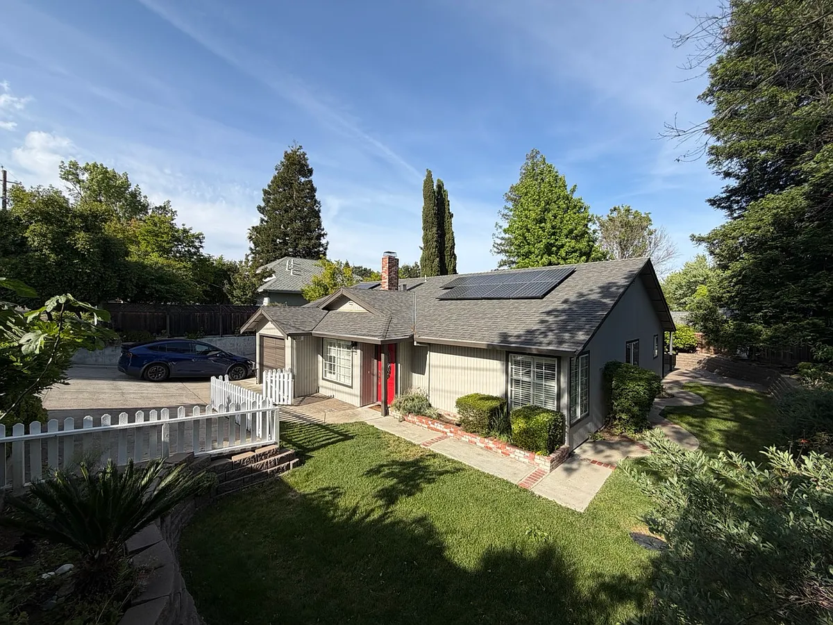 Building Photo - 2110 Pleasant Hill Rd