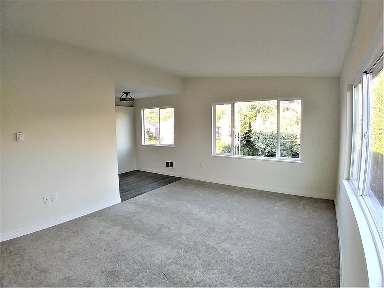 1819 10th Ave W #305 — Photo 6