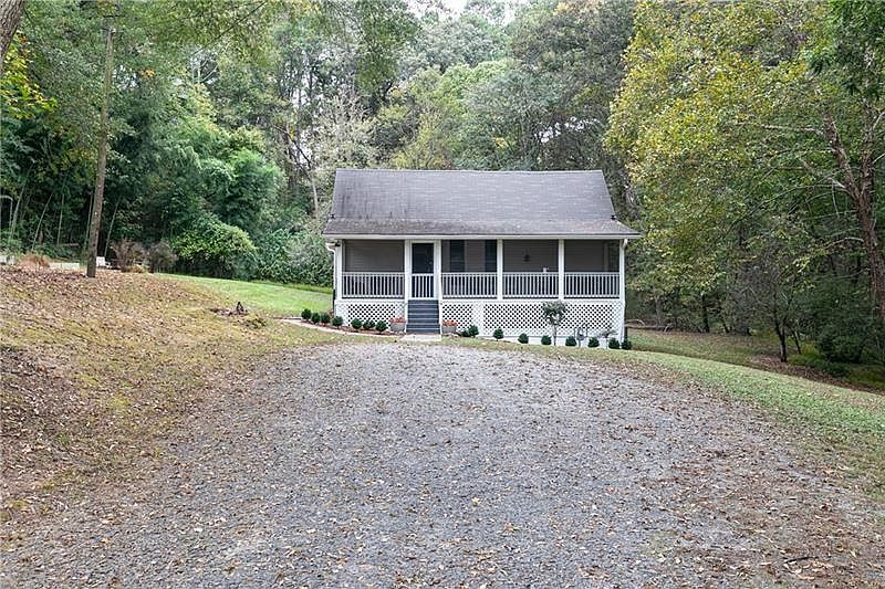 1st image of 4481 McLain Cir