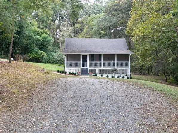 4481 McLain Cir, Acworth, GA 30101