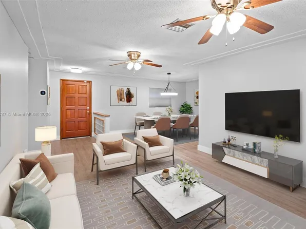 27661 SW 162nd Ct, Homestead, FL 33031