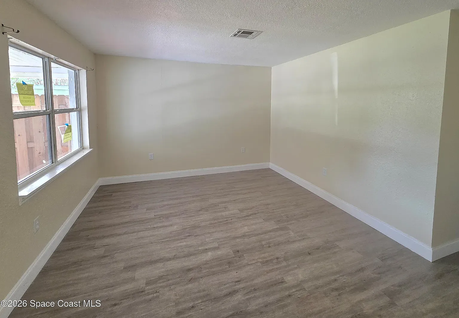 3 bed, 972 sqft, $2,200 — Photo 4