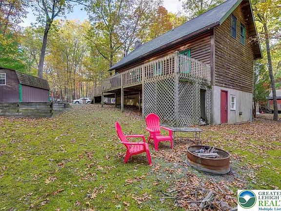 2nd image of 134 Rim Rd