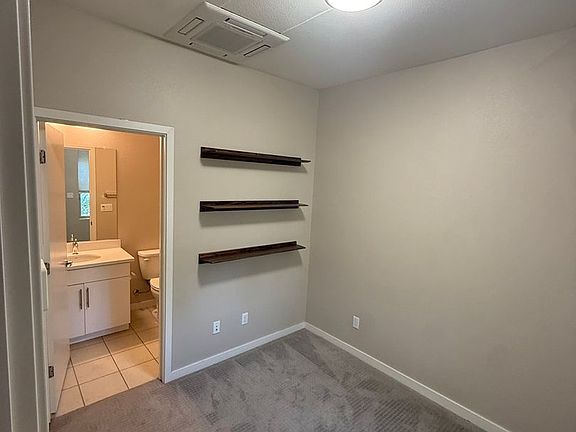4th image of 341 Crate Ave