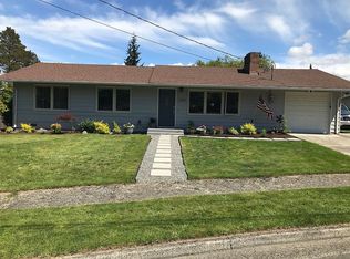 720 N 21st St, Mount Vernon, WA 98273