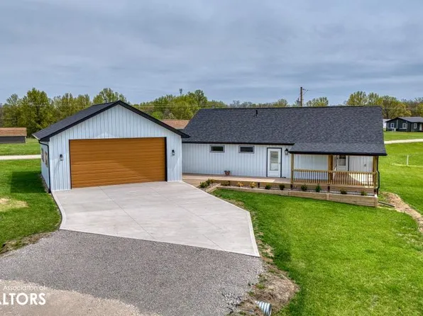 12241 Apache Dr, Moravia, IA 52571