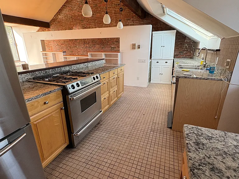601 Tremont St #4 — Photo 12