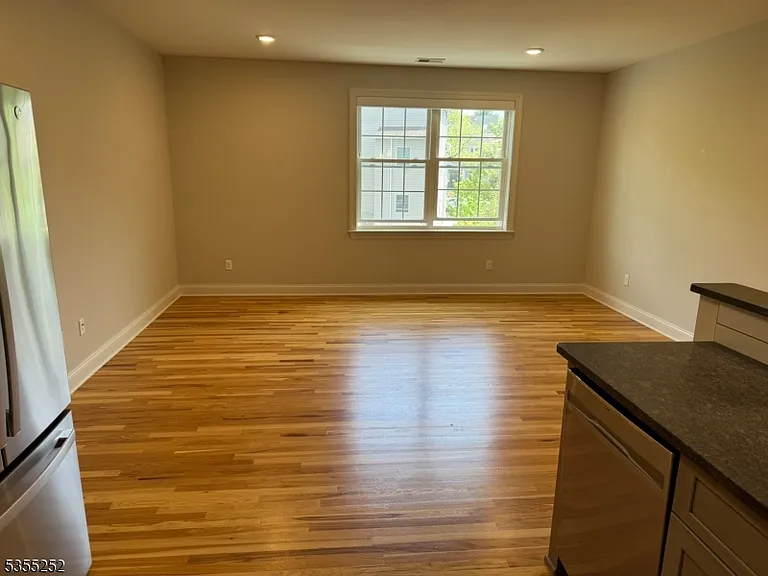 501 South Ave #204 — Photo 18